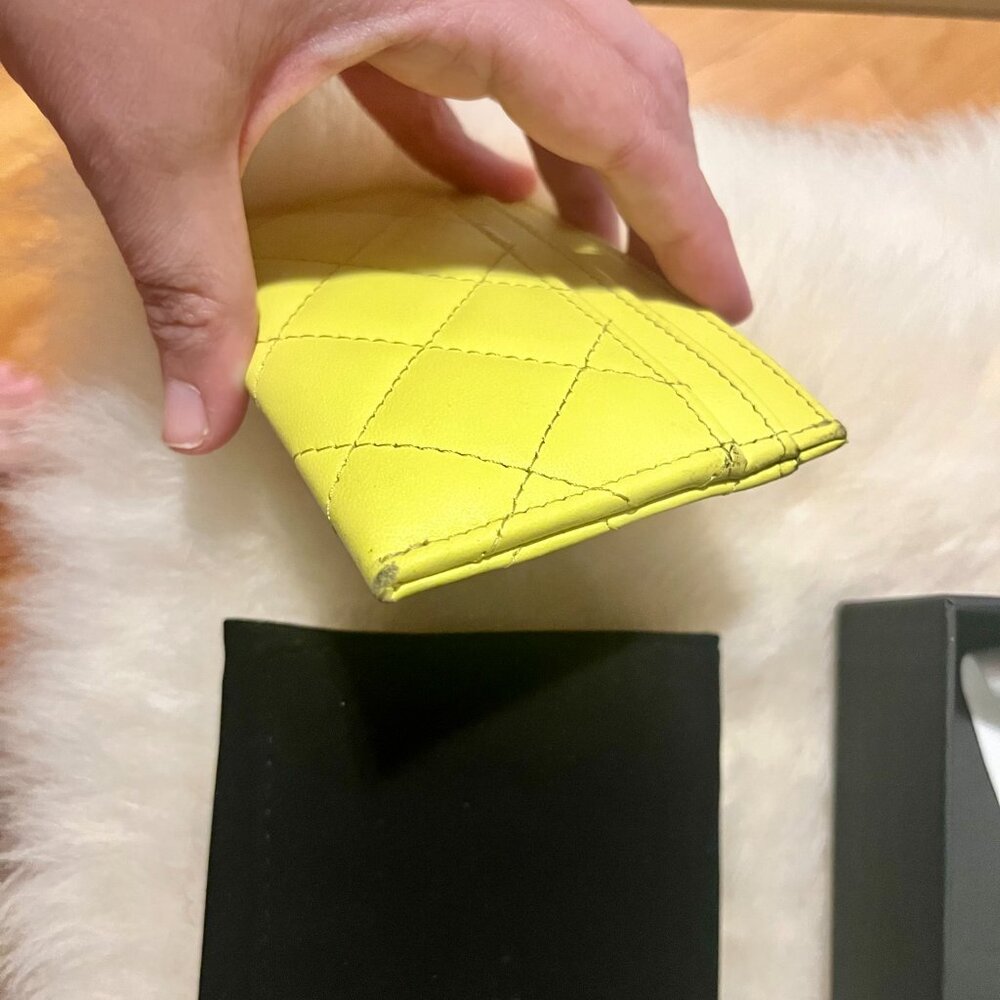 Yellow Chanel Lambskin Cardholder - Picture 5 of 7